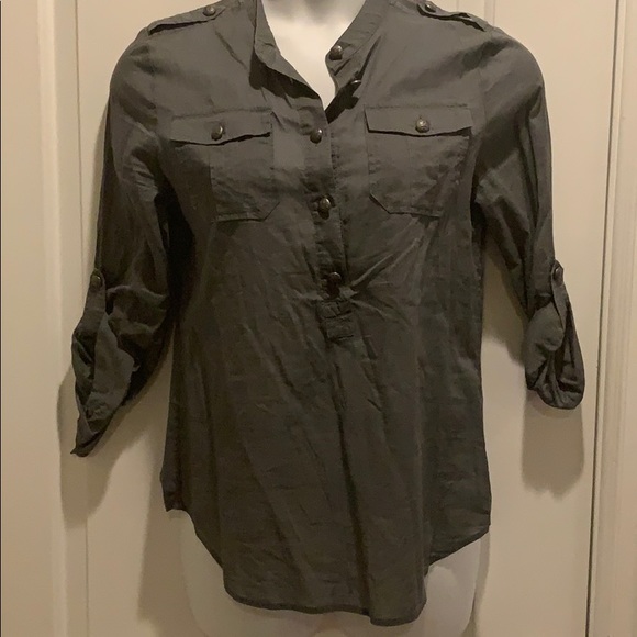 Grey linen button down Henley - Picture 1 of 5
